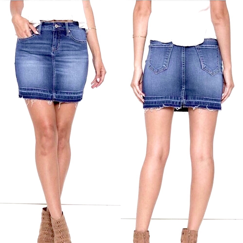 KanCan ZUMA Frayed Denim Skirt
